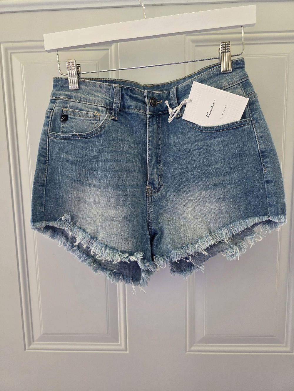 KanCan Light Wash Frayed Hem Denim Shorts Size 9-New With Tags